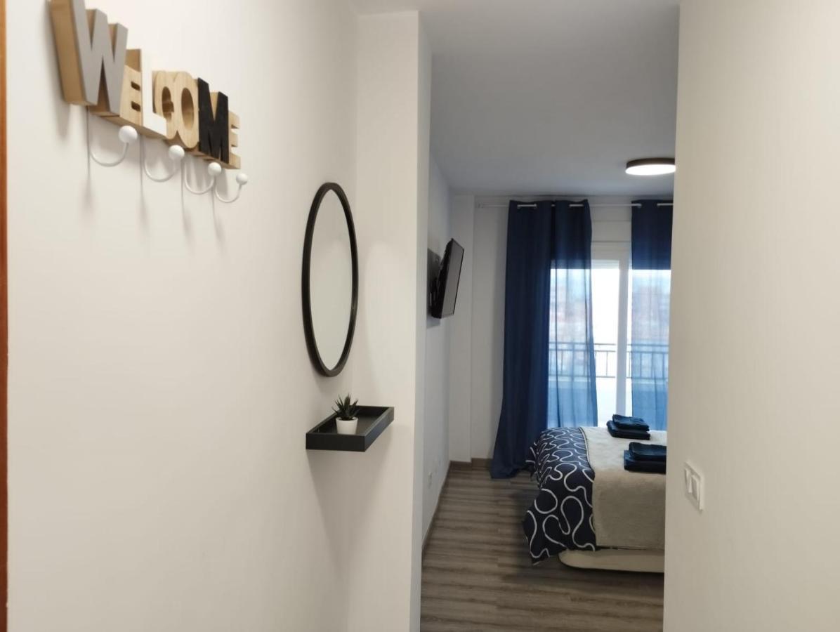 Studio With Terrace And Pool טורבייחה מראה חיצוני תמונה